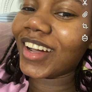 Meet your Posher, Lydia